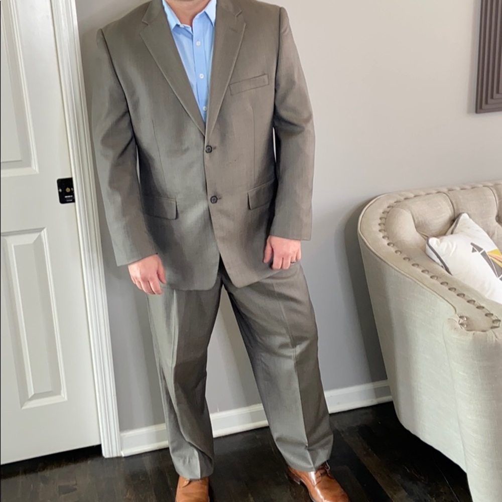 Alfanis Macy’s men’s suit